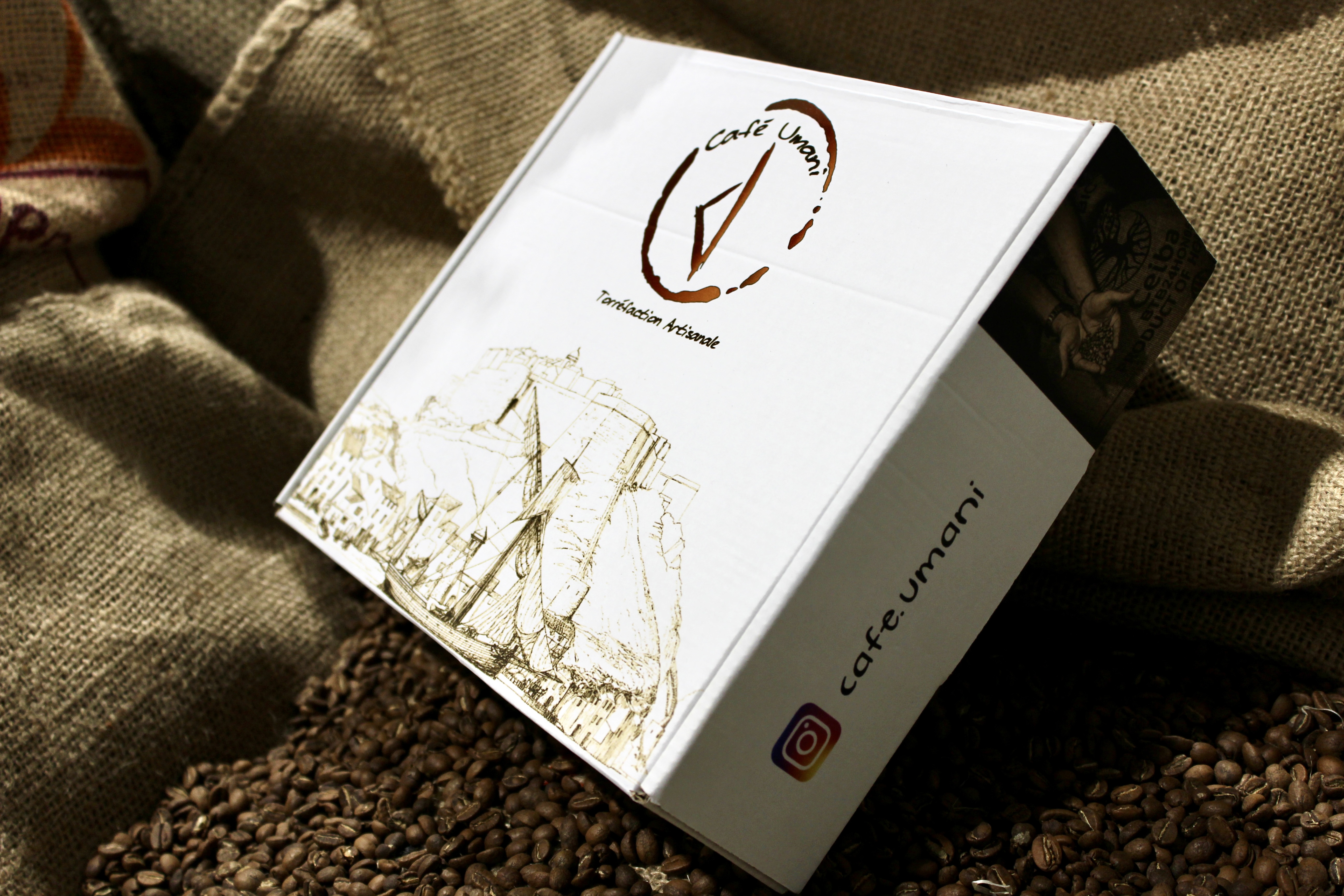 Coffret de café torréfié à bonifacio par le café umani